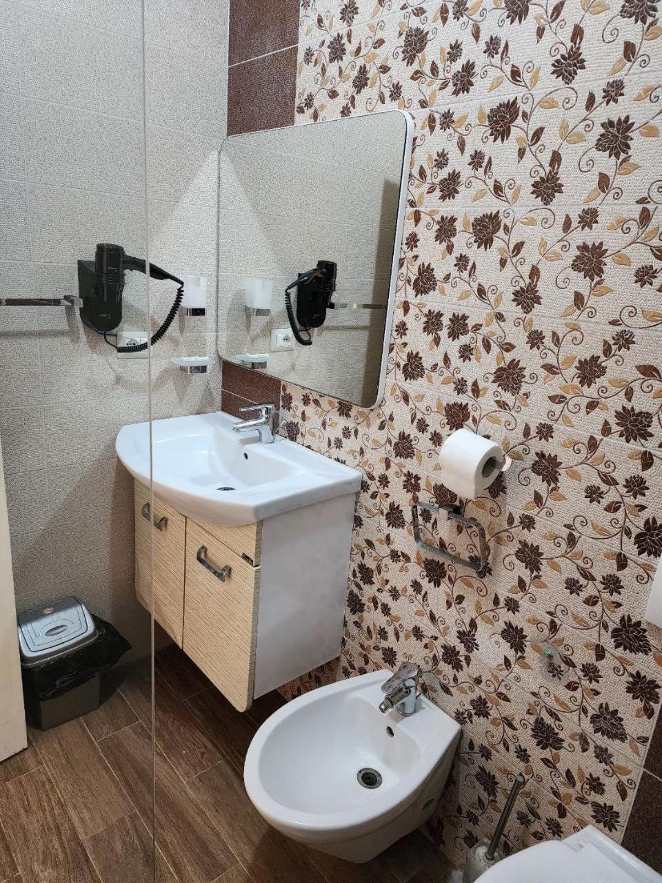 Hotel Maren Durrës Værelse billede